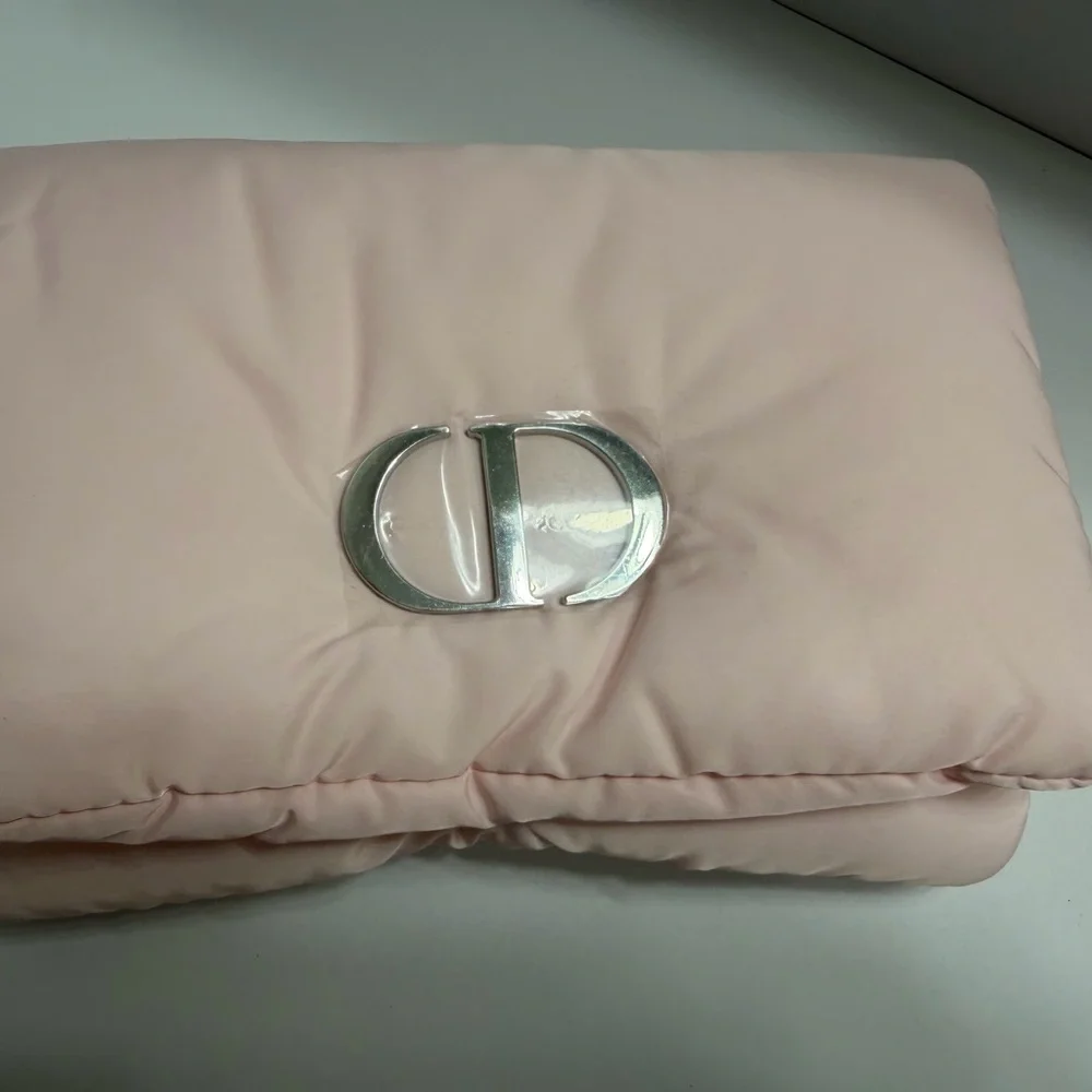 NIB- Dior Beauty - Pink Satin Clutch/Cosmtic Or Jewelry Pouch! - Picture 4 of 7